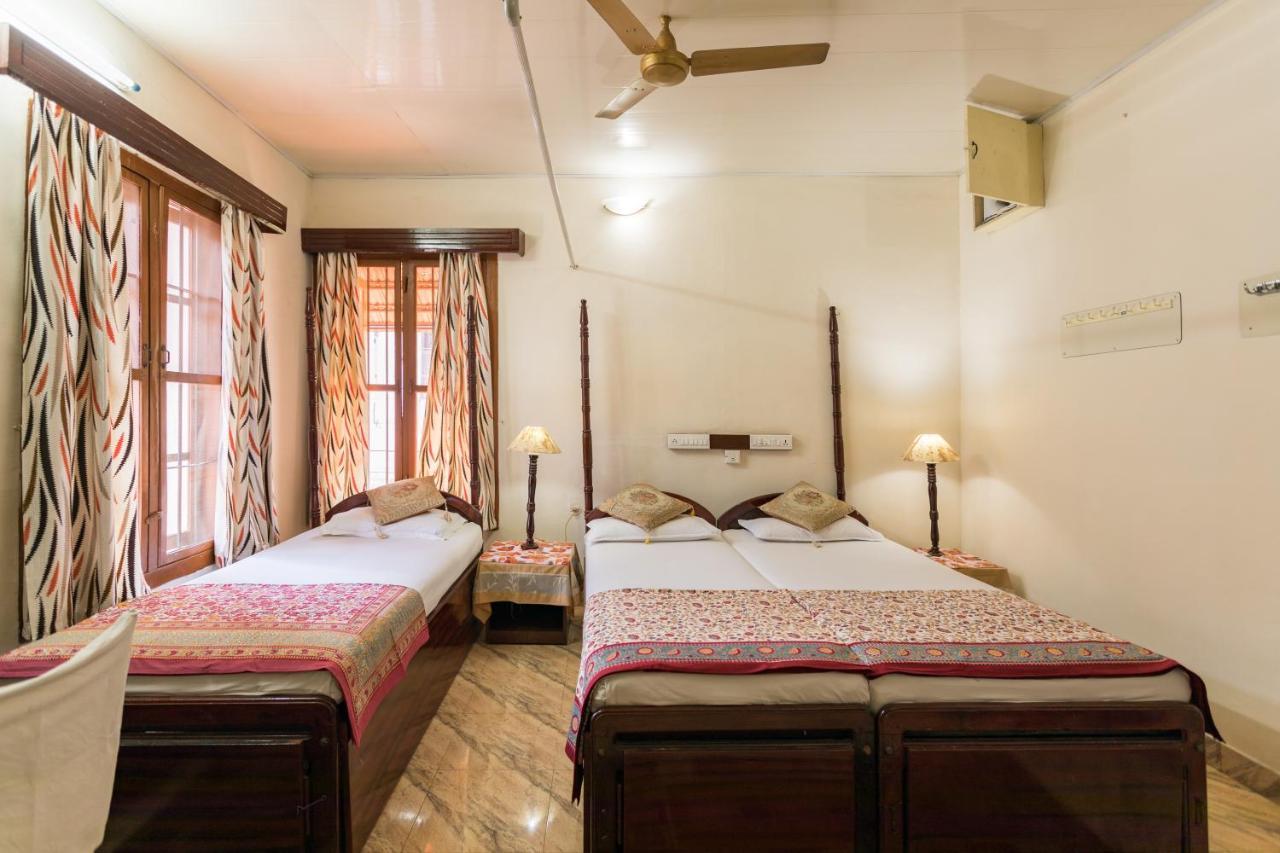 Sonnetta Residency Bed & Breakfast Kochi Ngoại thất bức ảnh